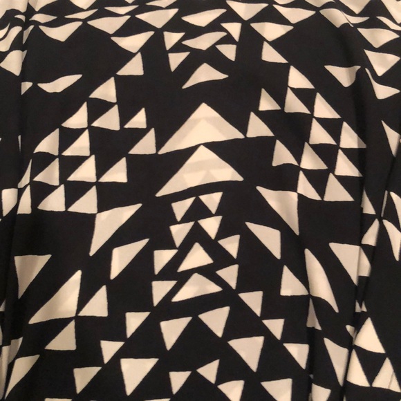 BCBG black and white kaftan dress - Picture 4 of 8